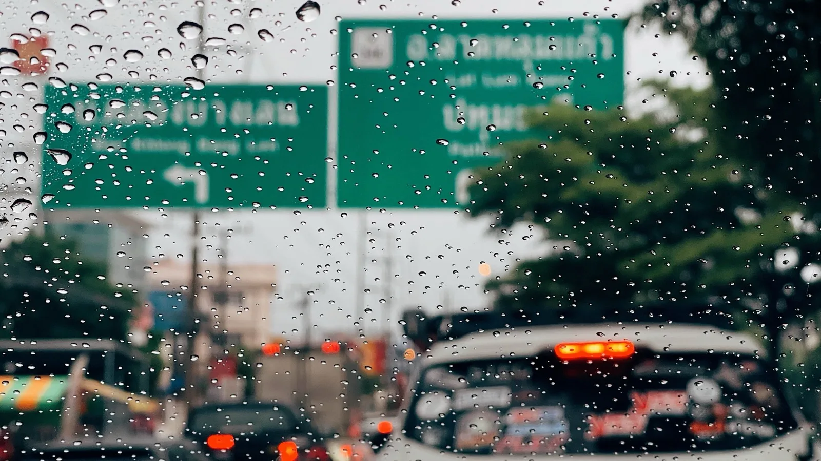 Bangkok Traffic Is Brutal for School Runs — How a Nanny Changes Your Mornings